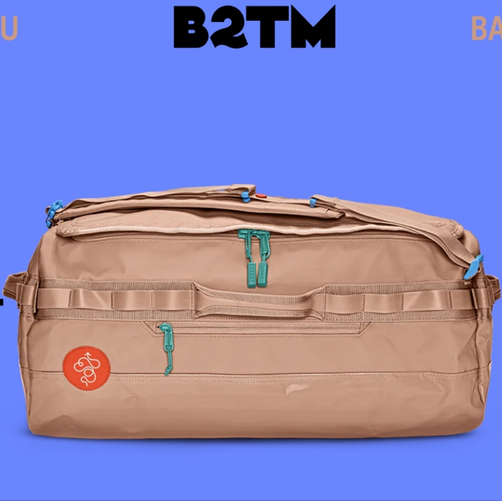 NWT Baboon to the Moon Big Go Bag in Maple Sugar
